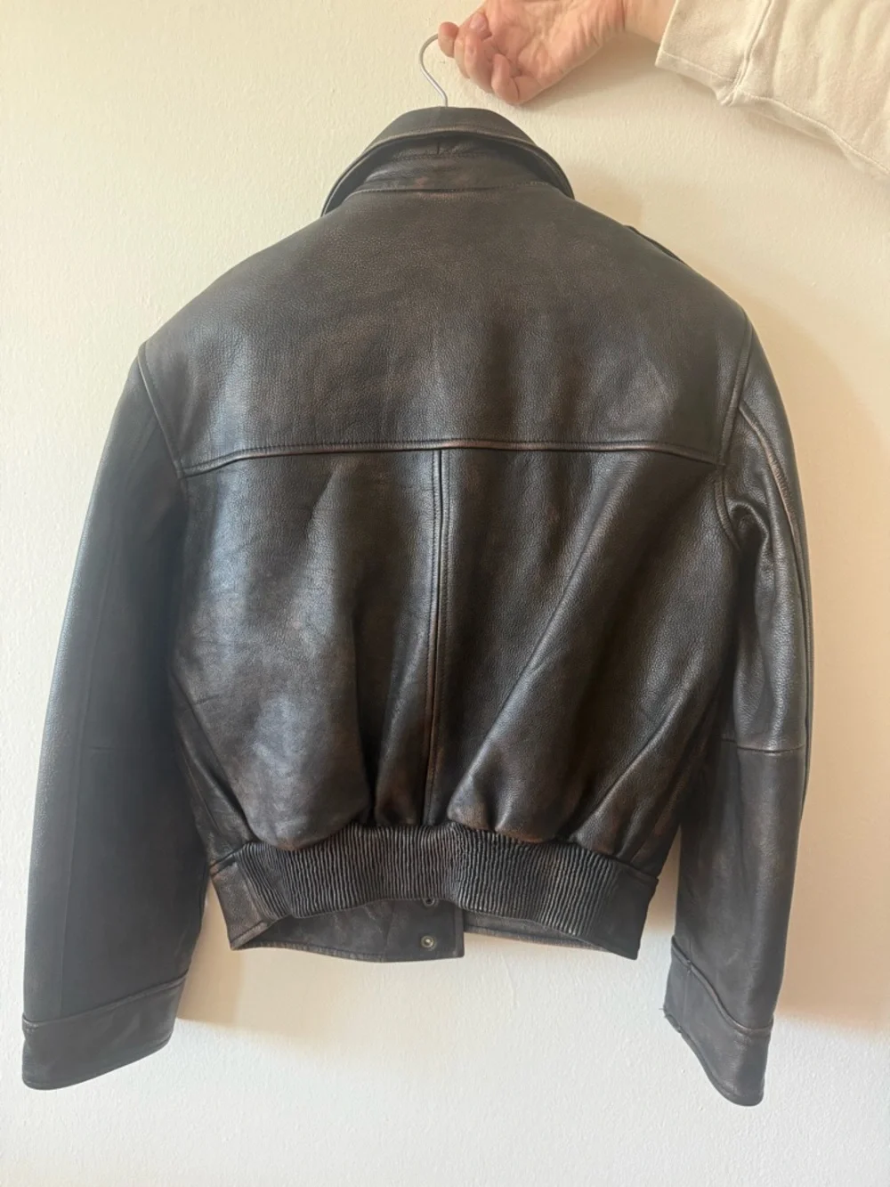 Mango Leather jacket sold out - Picture 7 of 9